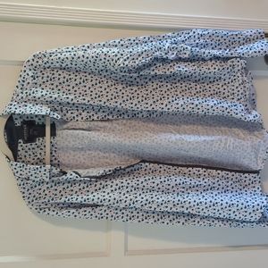 Long sleeve button down with four-way stretch